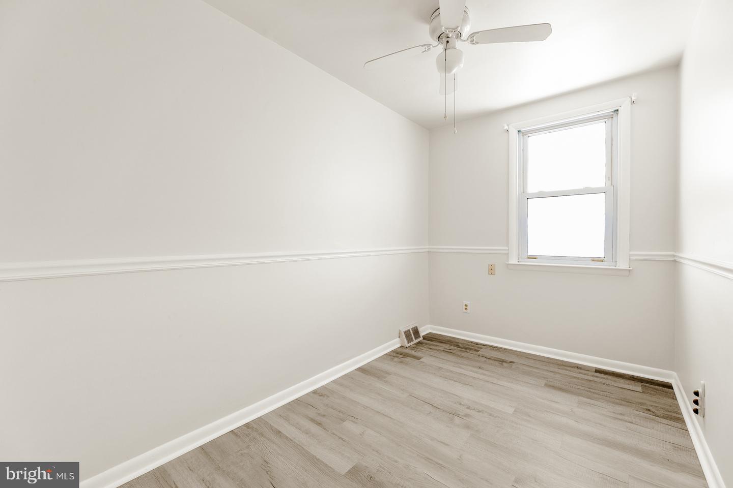 8713 Jackson St Property Photo 28