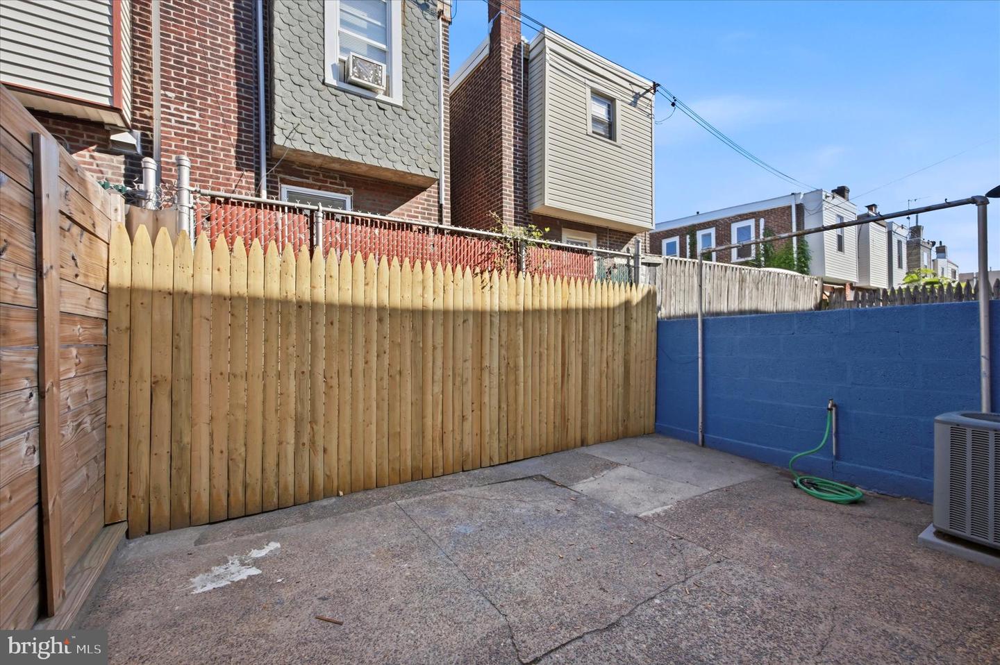 2645 Webb St Property Photo 9
