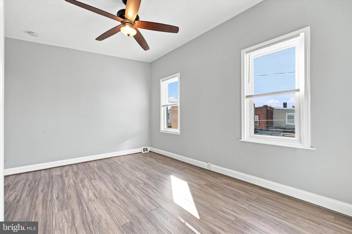 2645 Webb St Property Photo 11