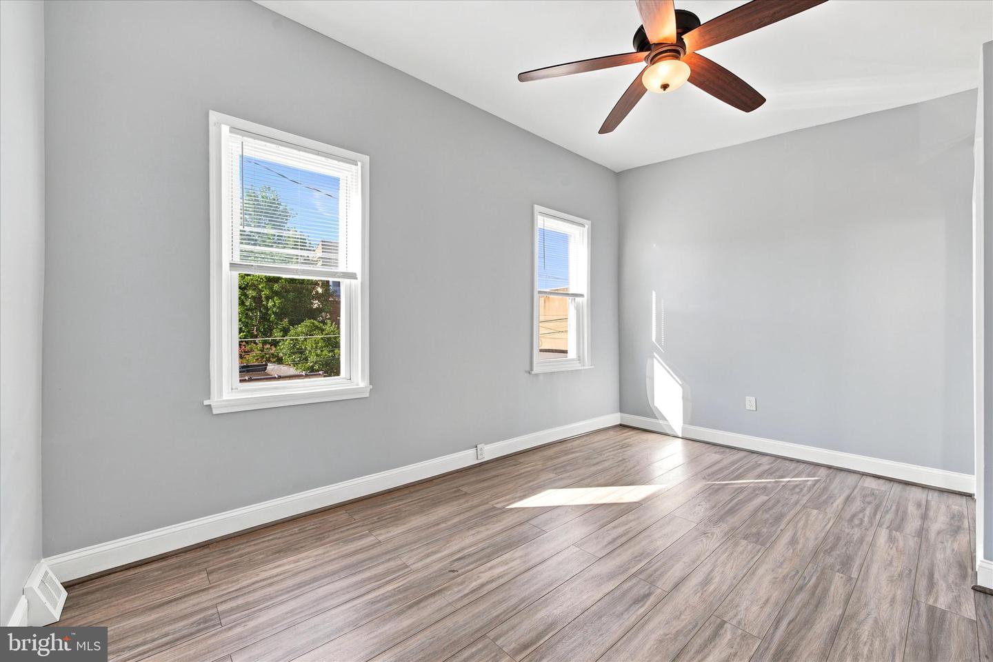 2645 Webb St Property Photo 14