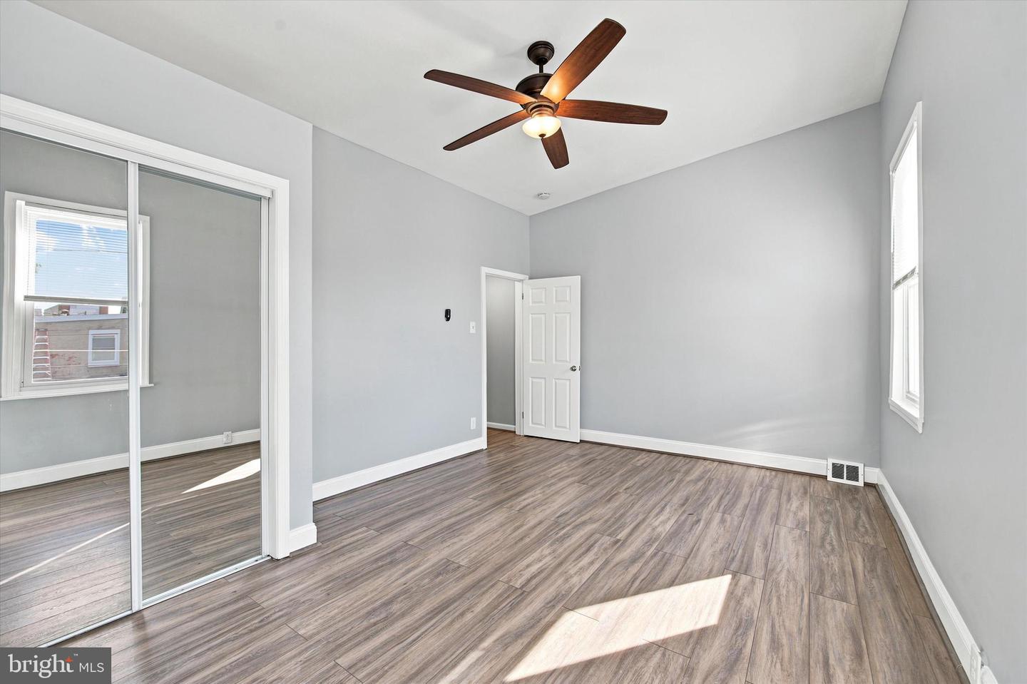 2645 Webb St Property Photo 28