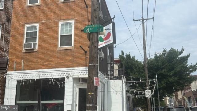 1727 S 4th St Property Photo 5