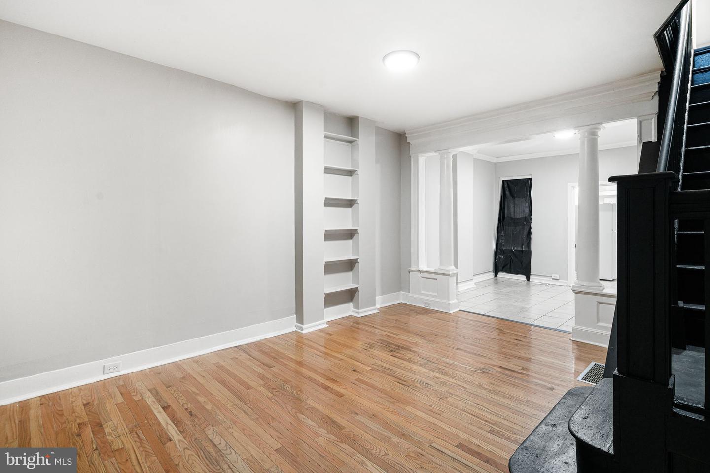 3836 Wyalusing Ave Property Photo 2