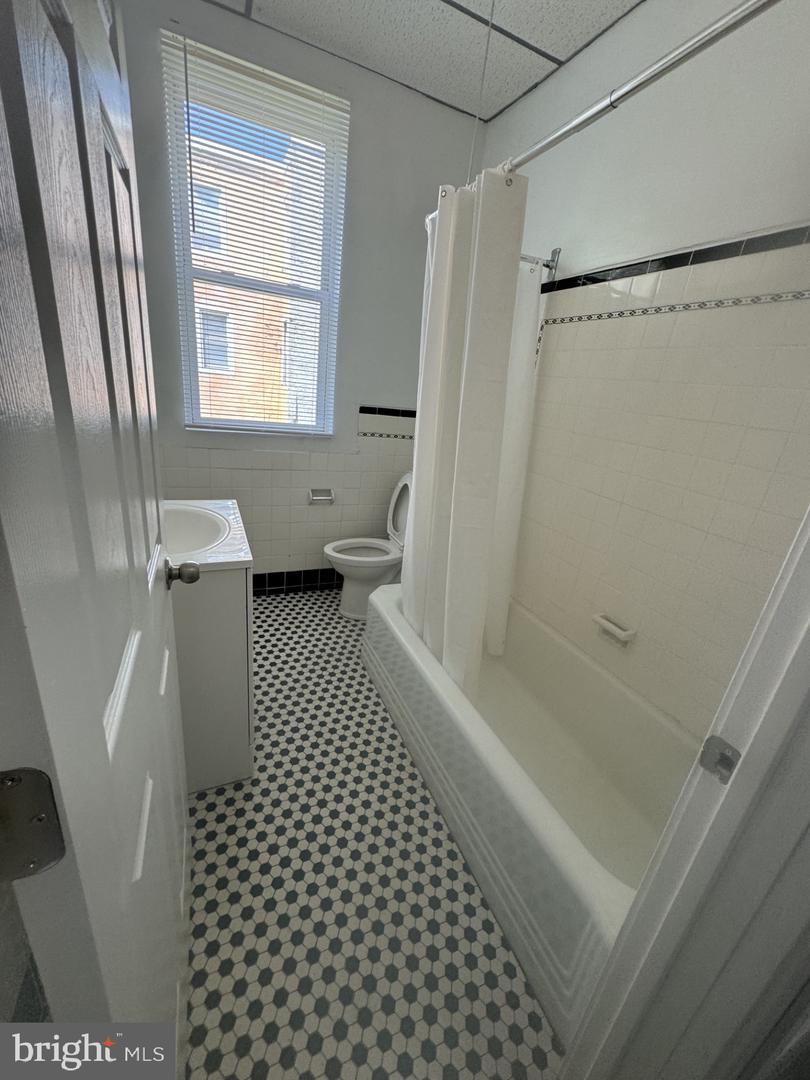 4154 W Girard Ave Property Photo 30