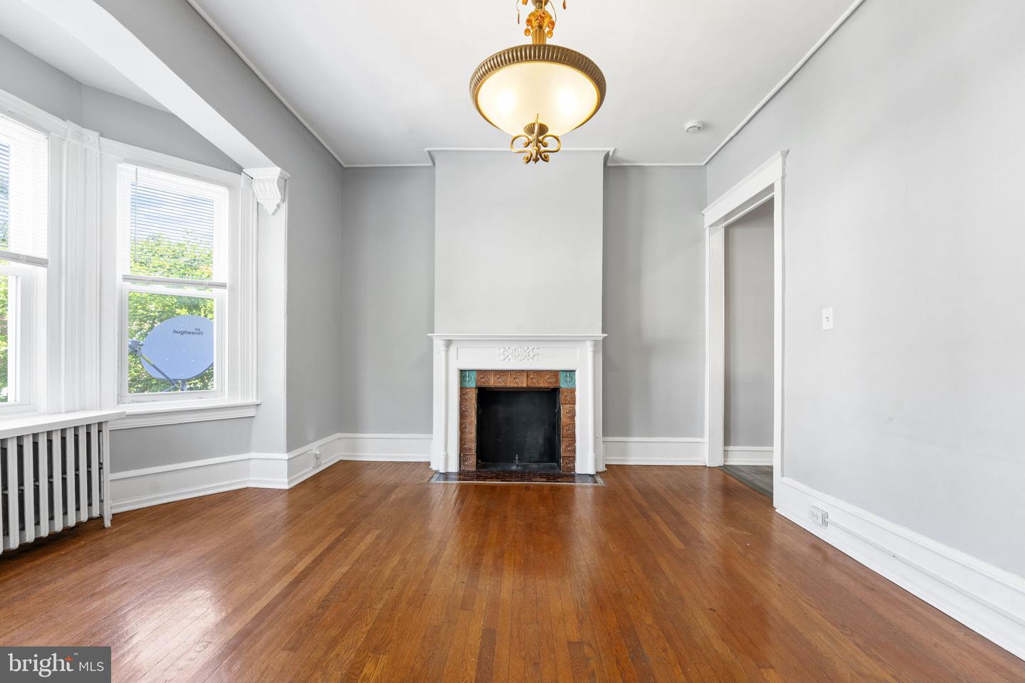 246 W Abbottsford Ave Property Photo 6