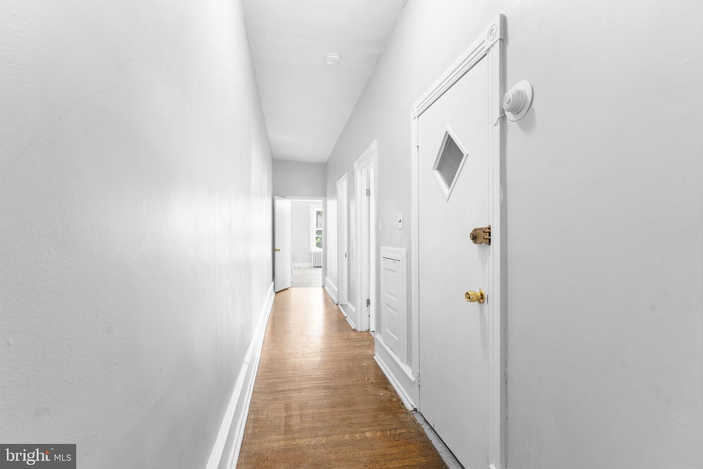 246 W Abbottsford Ave Property Photo 19