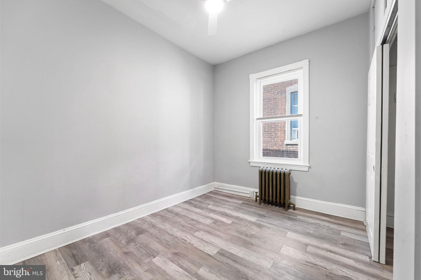 246 W Abbottsford Ave Property Photo 23