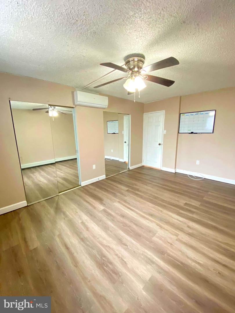 110-30 Byberry Rd #e2 Property Photo 11