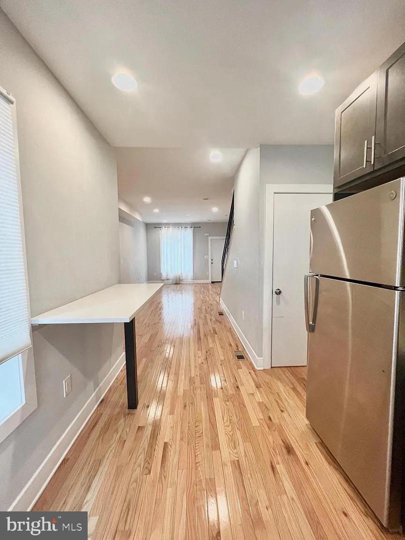 1324 N Newkirk St Property Photo 8