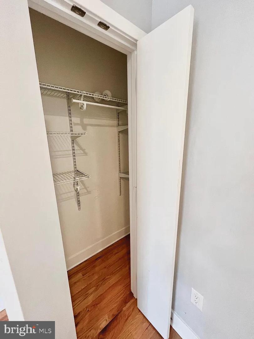 1324 N Newkirk St Property Photo 24