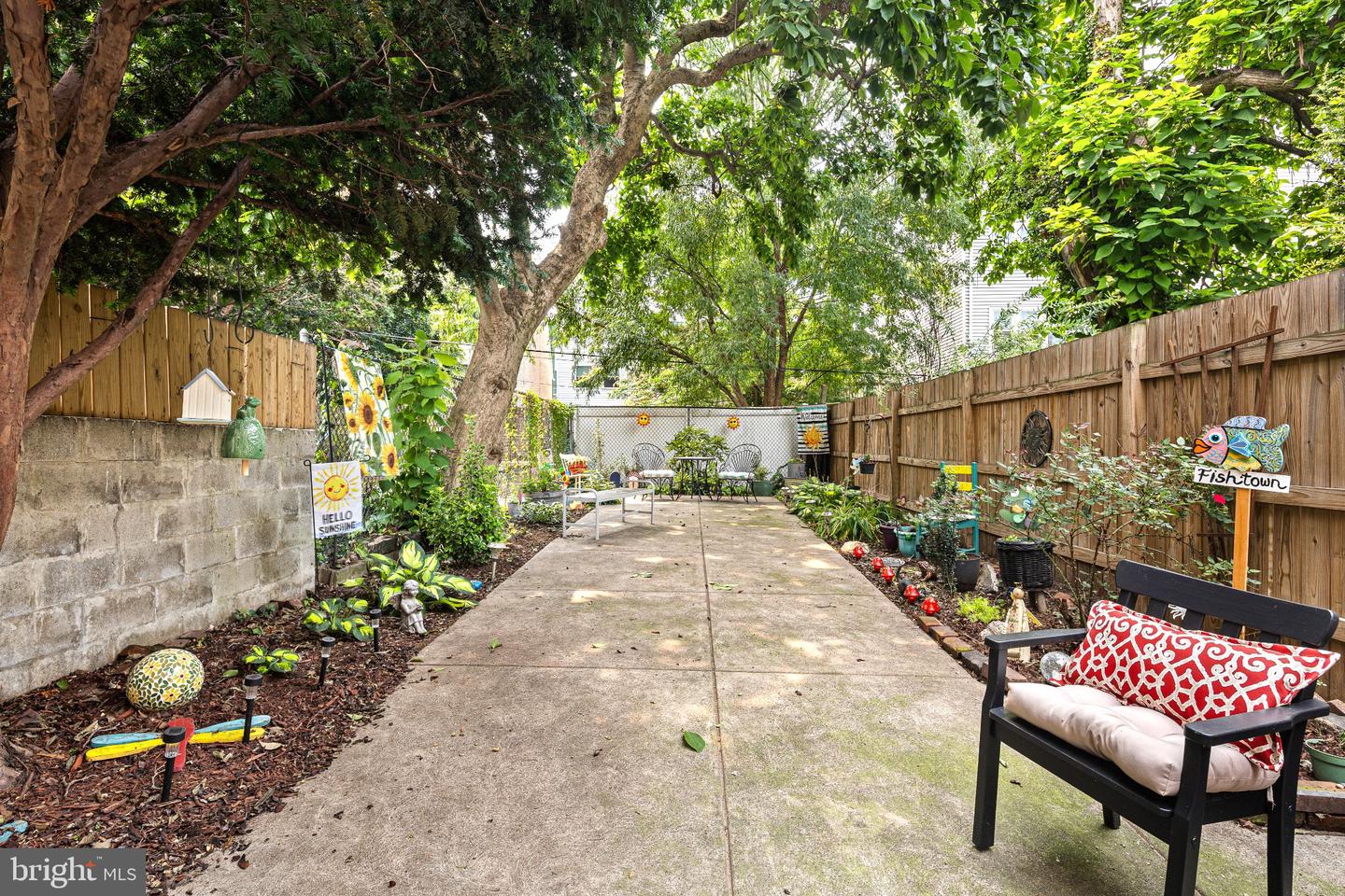 1352 Marlborough St Property Photo 29