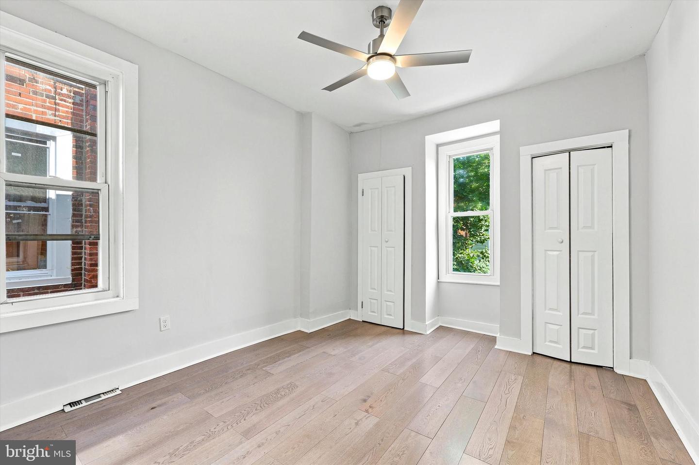 5515 Catharine St Property Photo 16