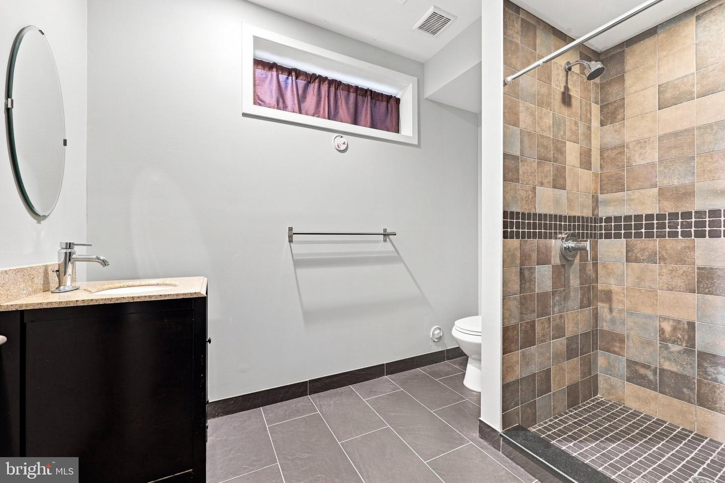 813 N Orianna St #813a Property Photo 11