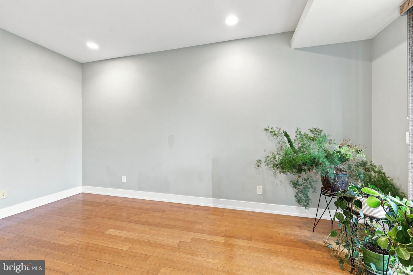 813 N Orianna St #813a Property Photo 21