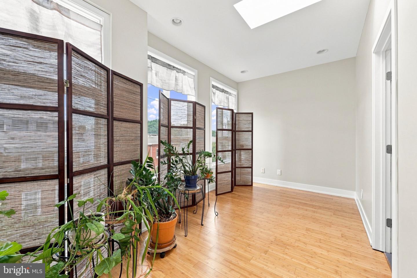 813 N Orianna St #813a Property Photo 26