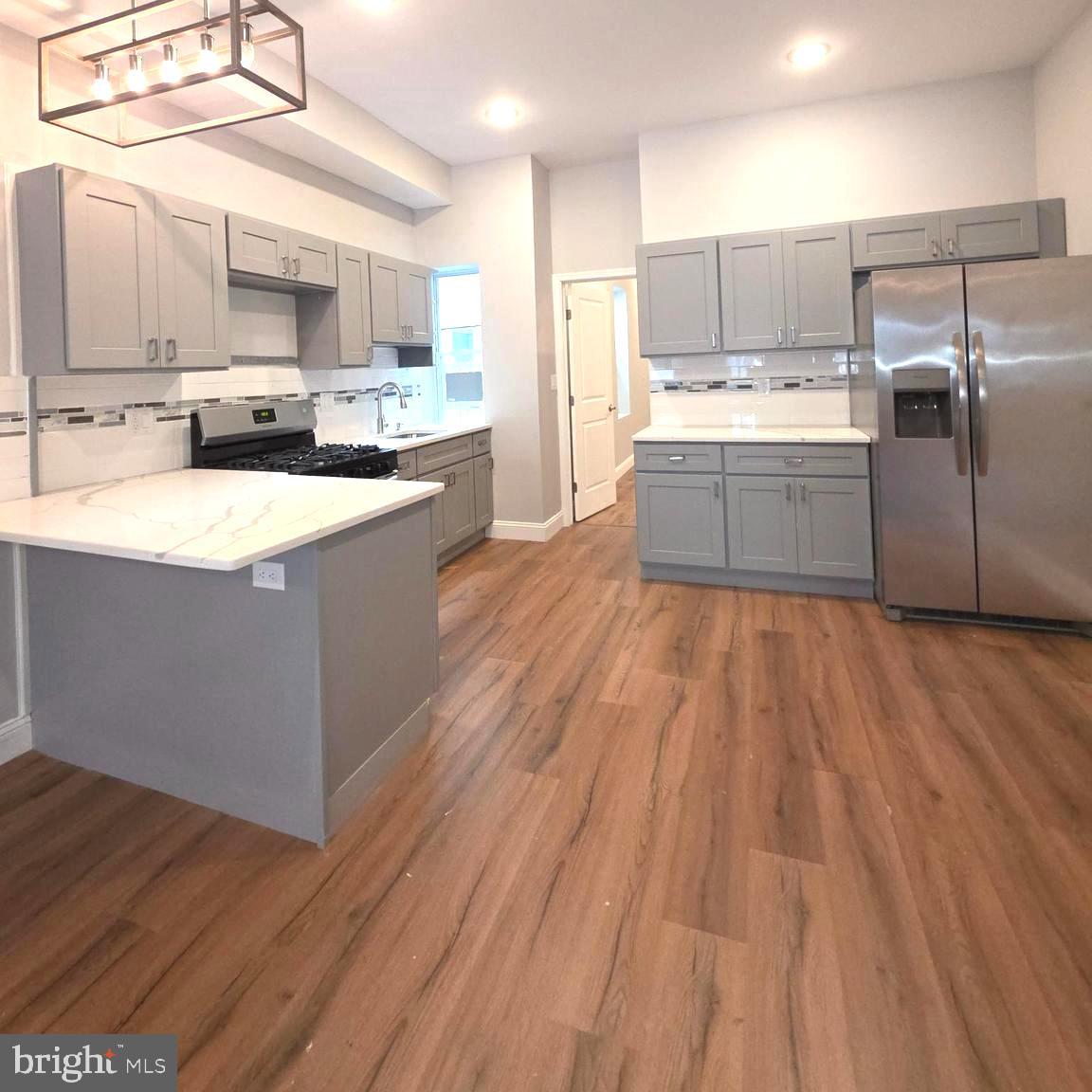 5520 Master St Property Photo 3