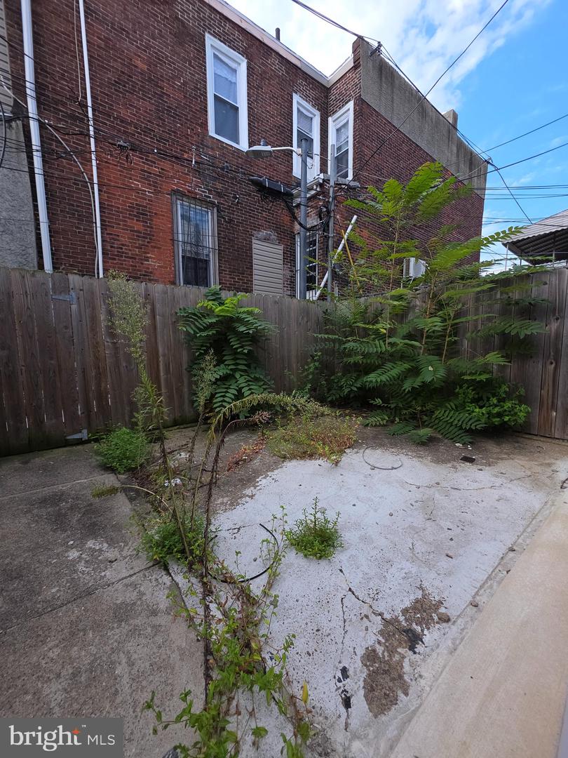 5520 Master St Property Photo 24