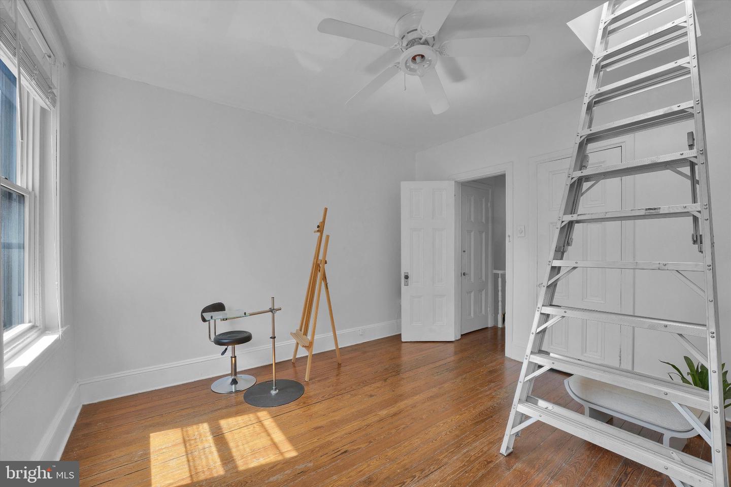 890 N Stillman St Property Photo 17
