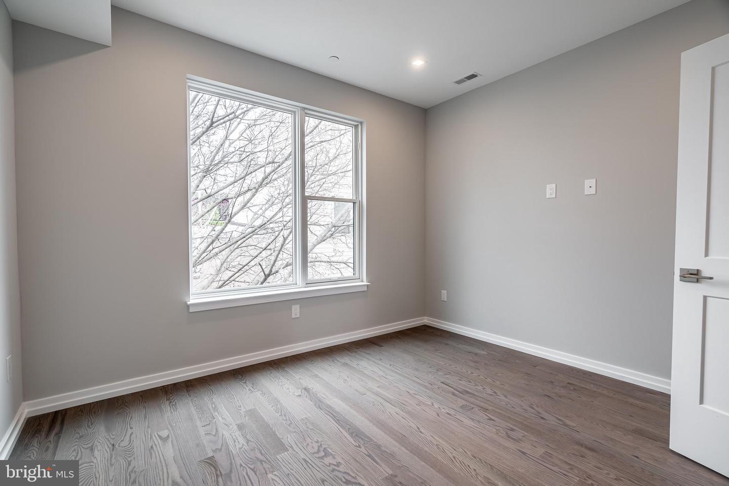 2233 Kimball St Property Photo 19