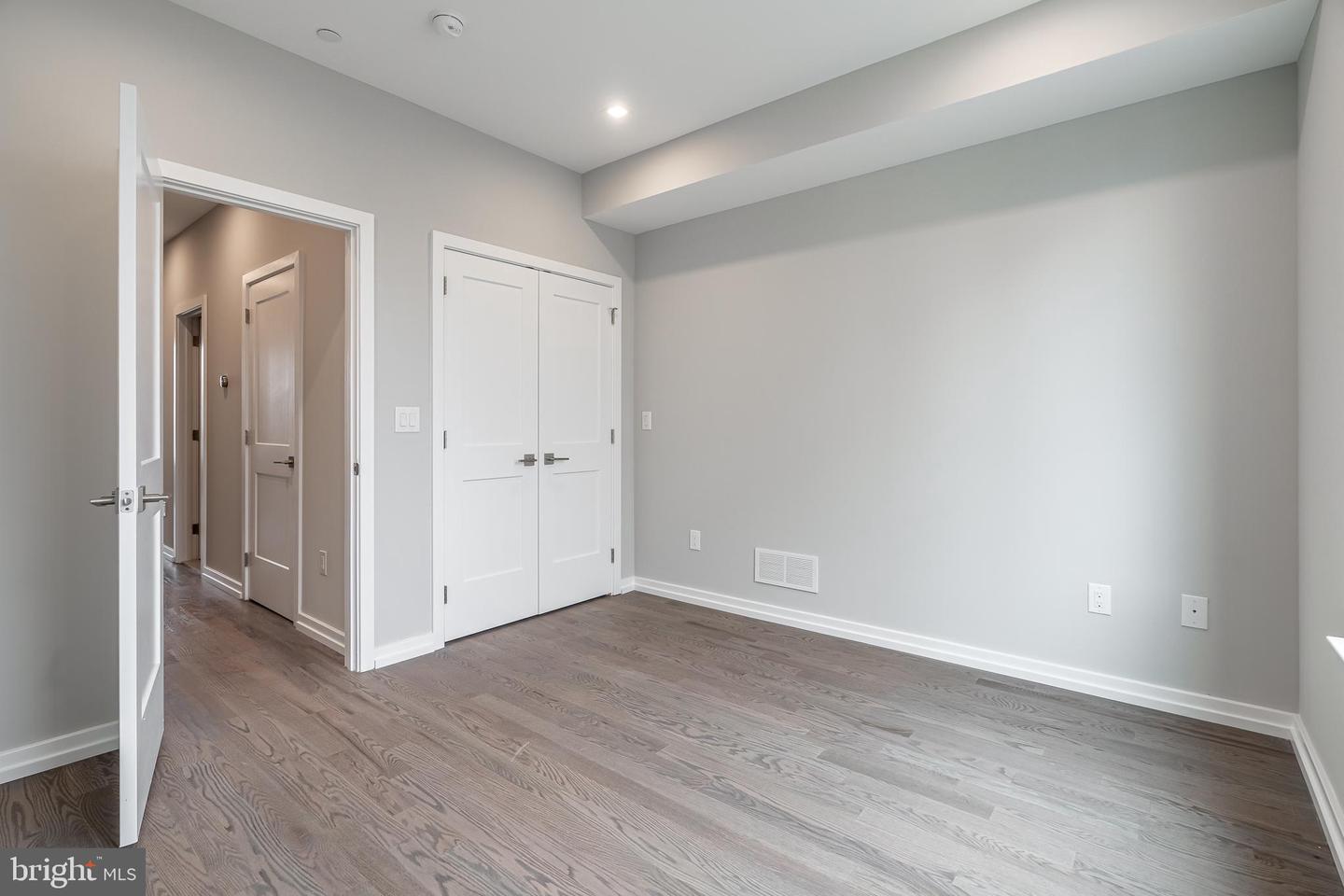2233 Kimball St Property Photo 21