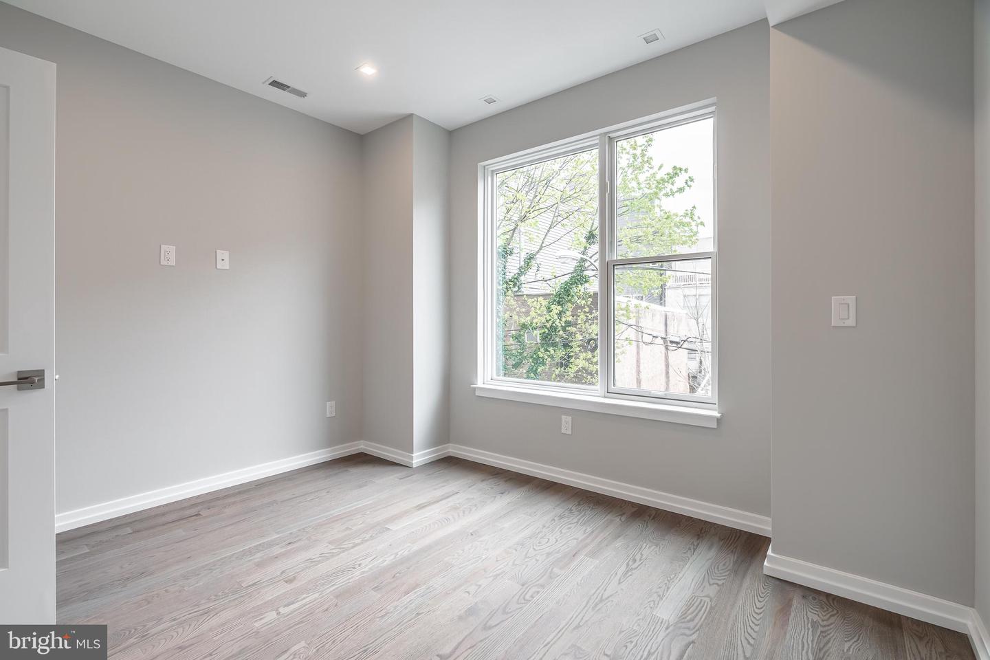 2233 Kimball St Property Photo 24