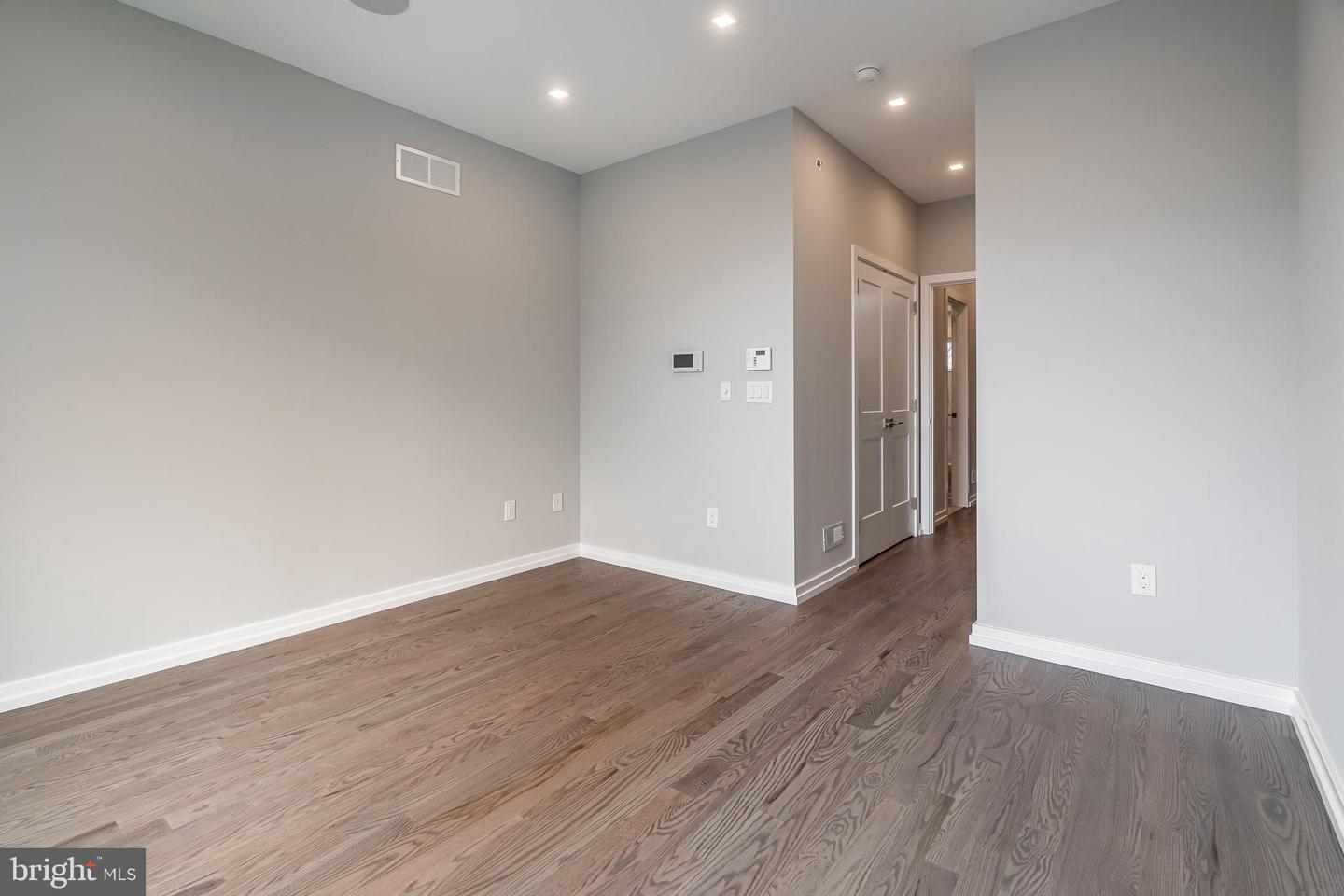 2233 Kimball St Property Photo 26