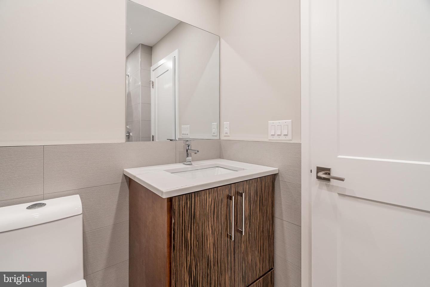 2233 Kimball St Property Photo 27