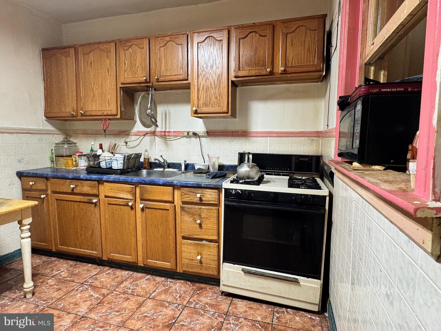 355 E Eleanor St Property Photo 5