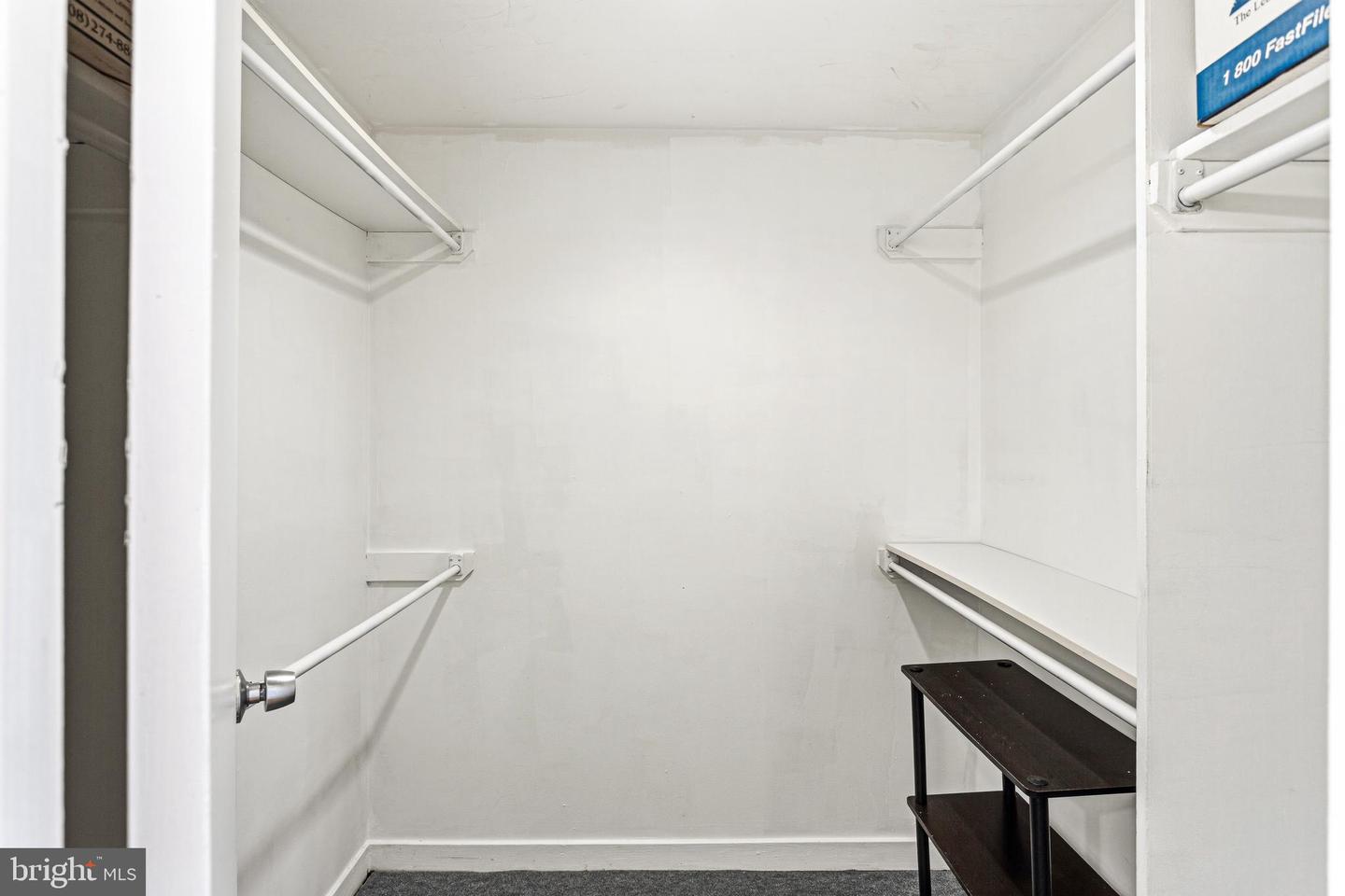 301 Race St #c010 Property Photo 13