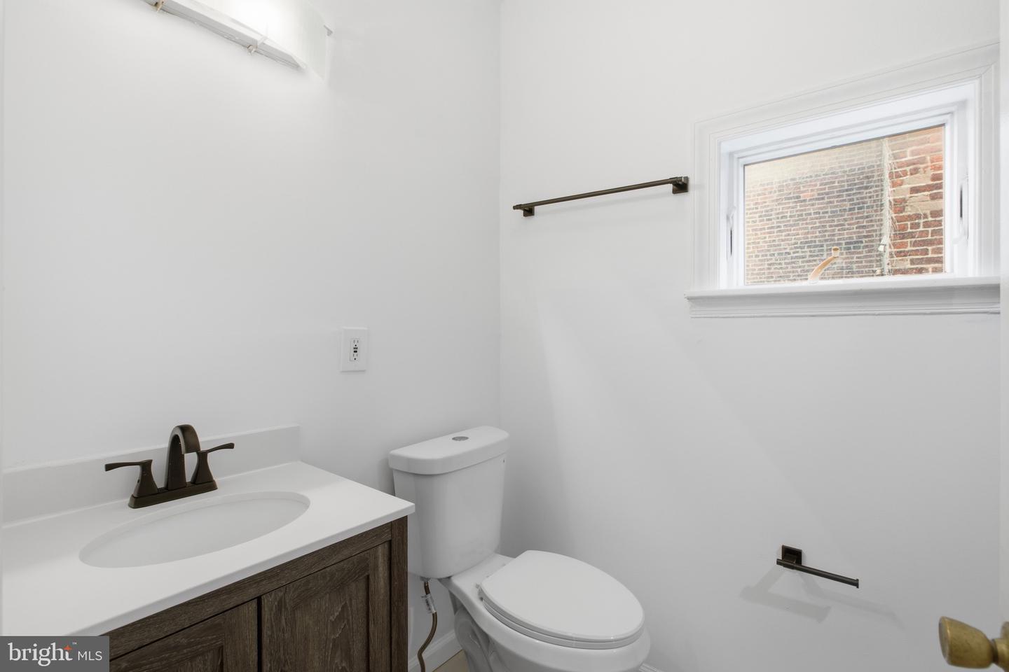 747-00 S 2nd St #2r Property Photo 10