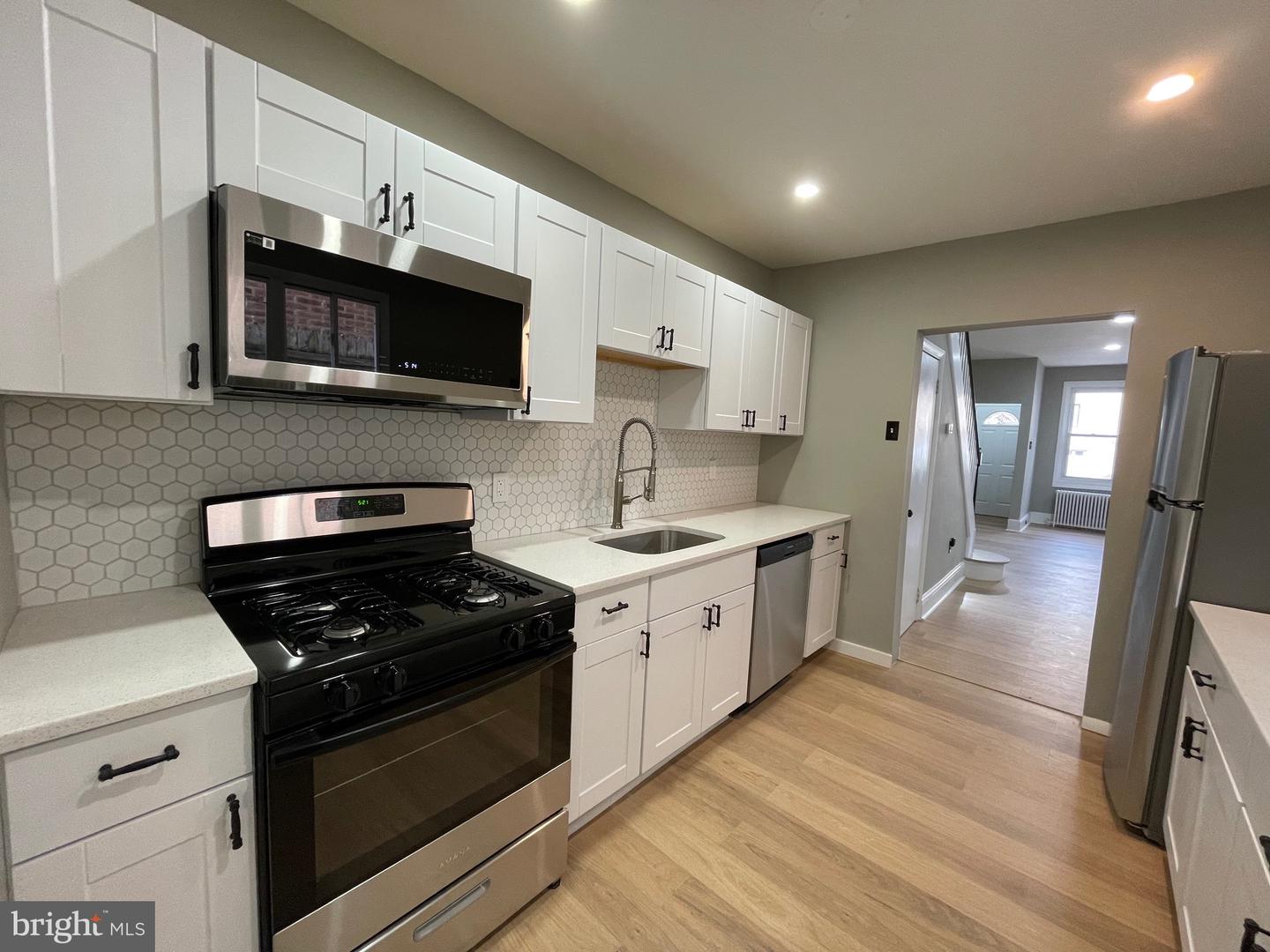 107 Kingsley St Property Photo 11