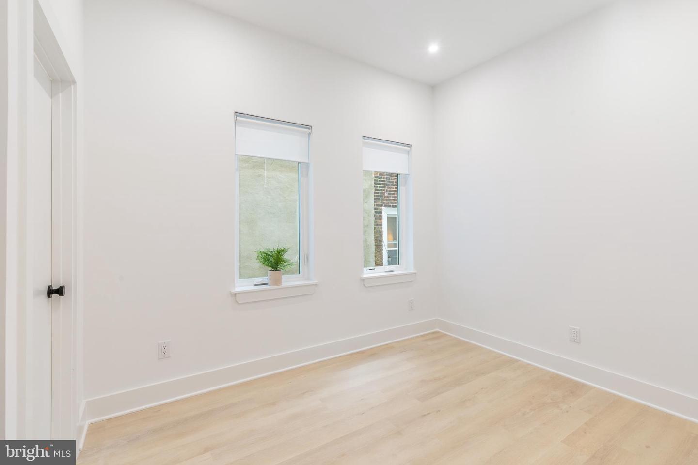 4037 Powelton Ave Property Photo 22