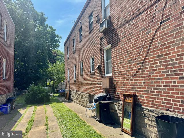 9509 Clark St Property Photo 2