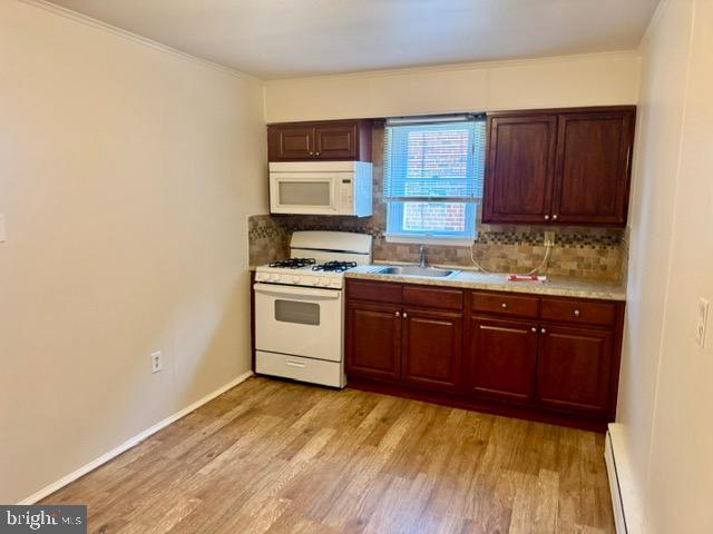 9509 Clark St Property Photo 7