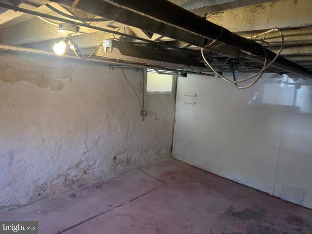 9509 Clark St Property Photo 33