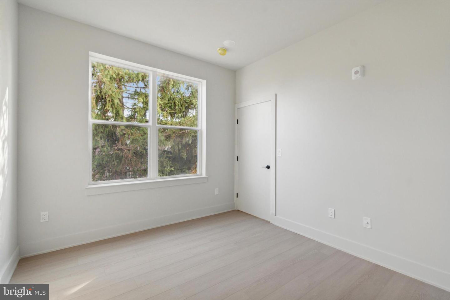 5521 Wayne Ave #507 Property Photo 12