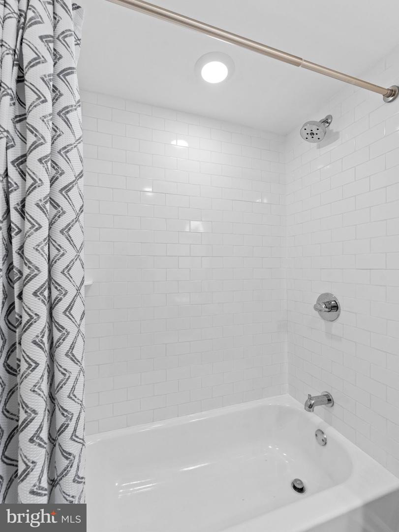 1923 N 20th St Property Photo 11