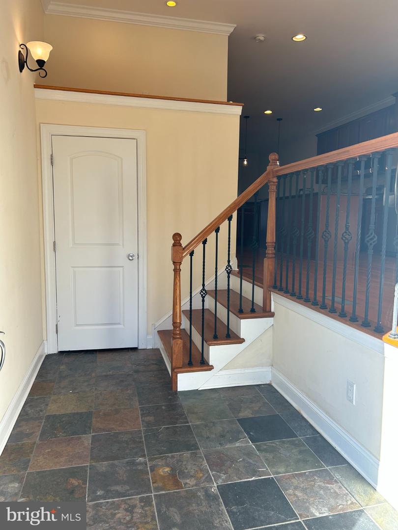 4700 Smick St Property Photo 6