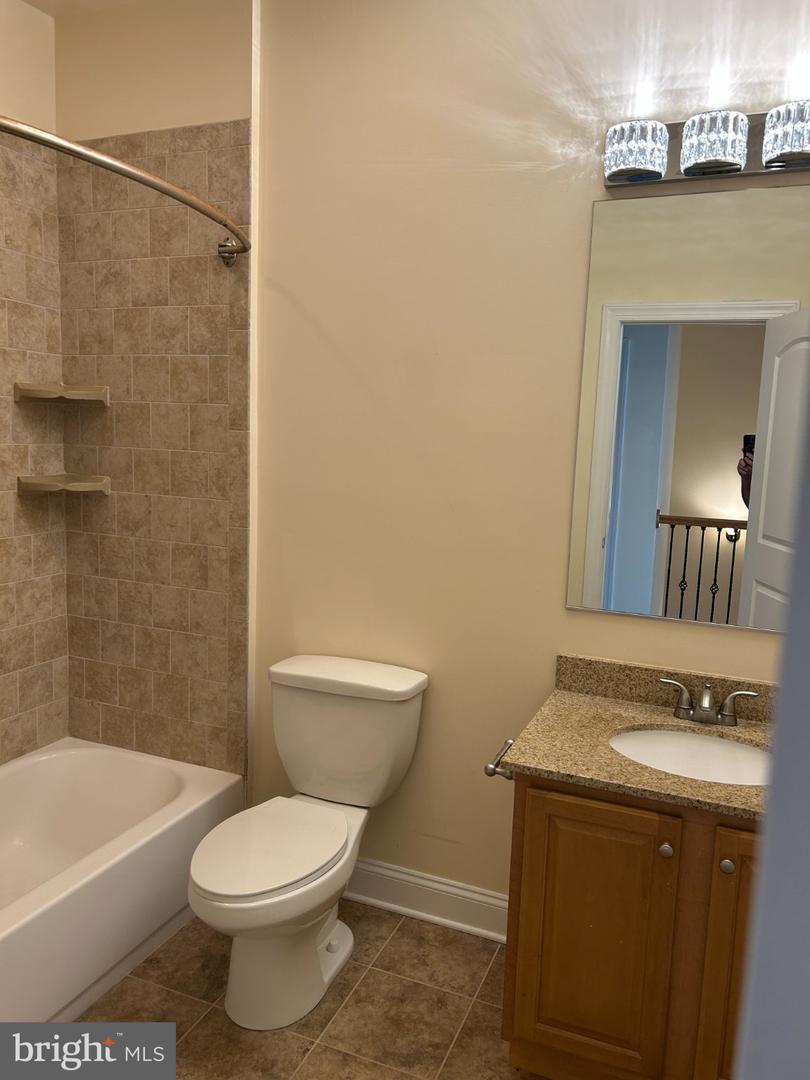 4700 Smick St Property Photo 29