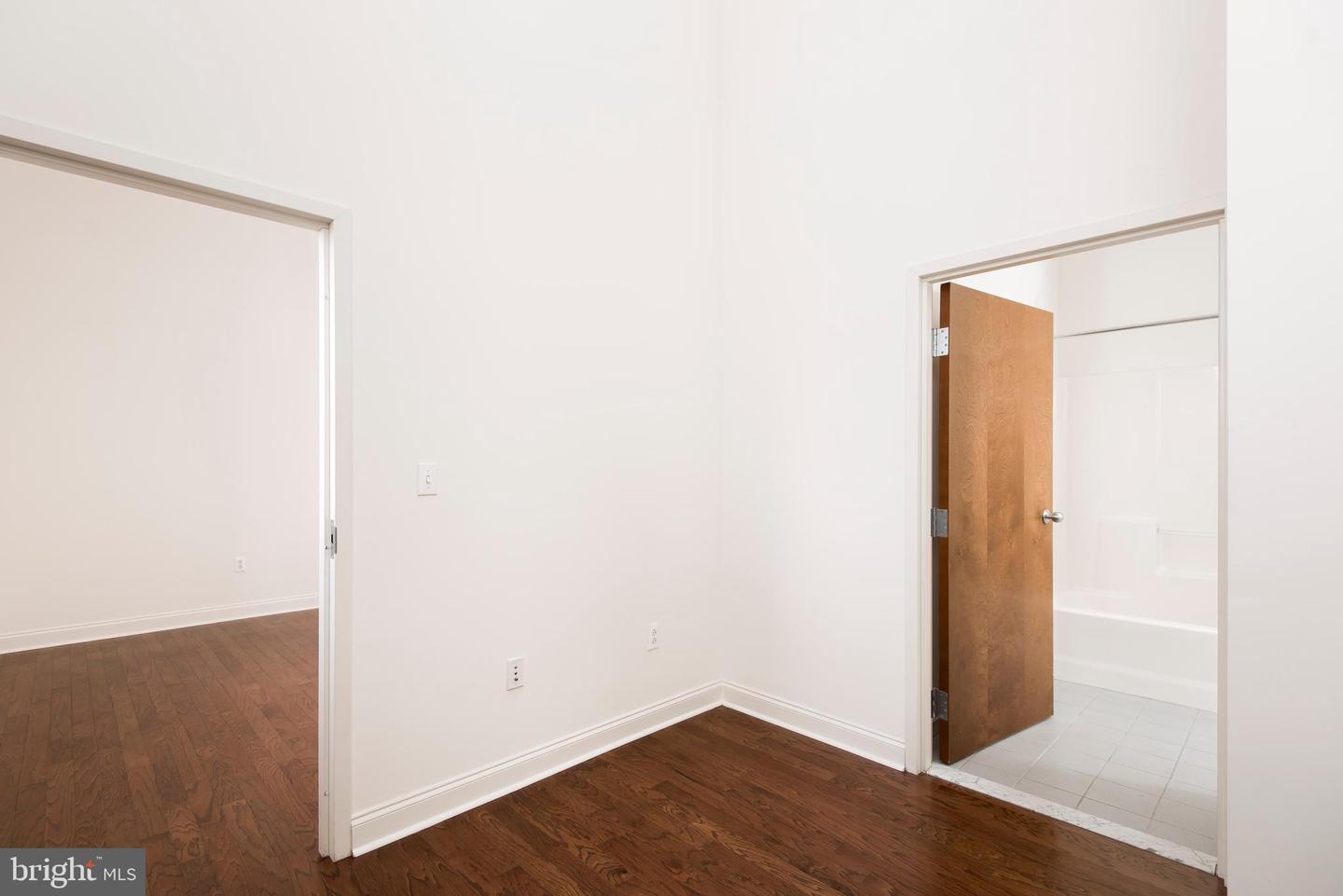1825 Spruce St #2f Property Photo 2
