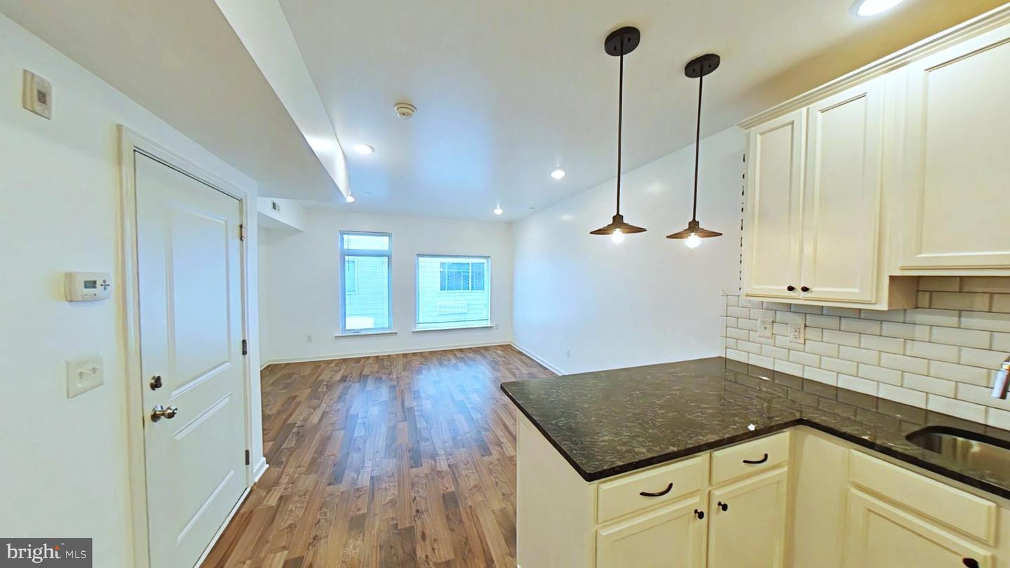 6619 Ridge Ave #303 Property Photo 2