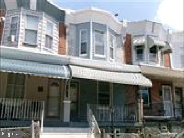 5757 N BEECHWOOD ST Property Photo 1