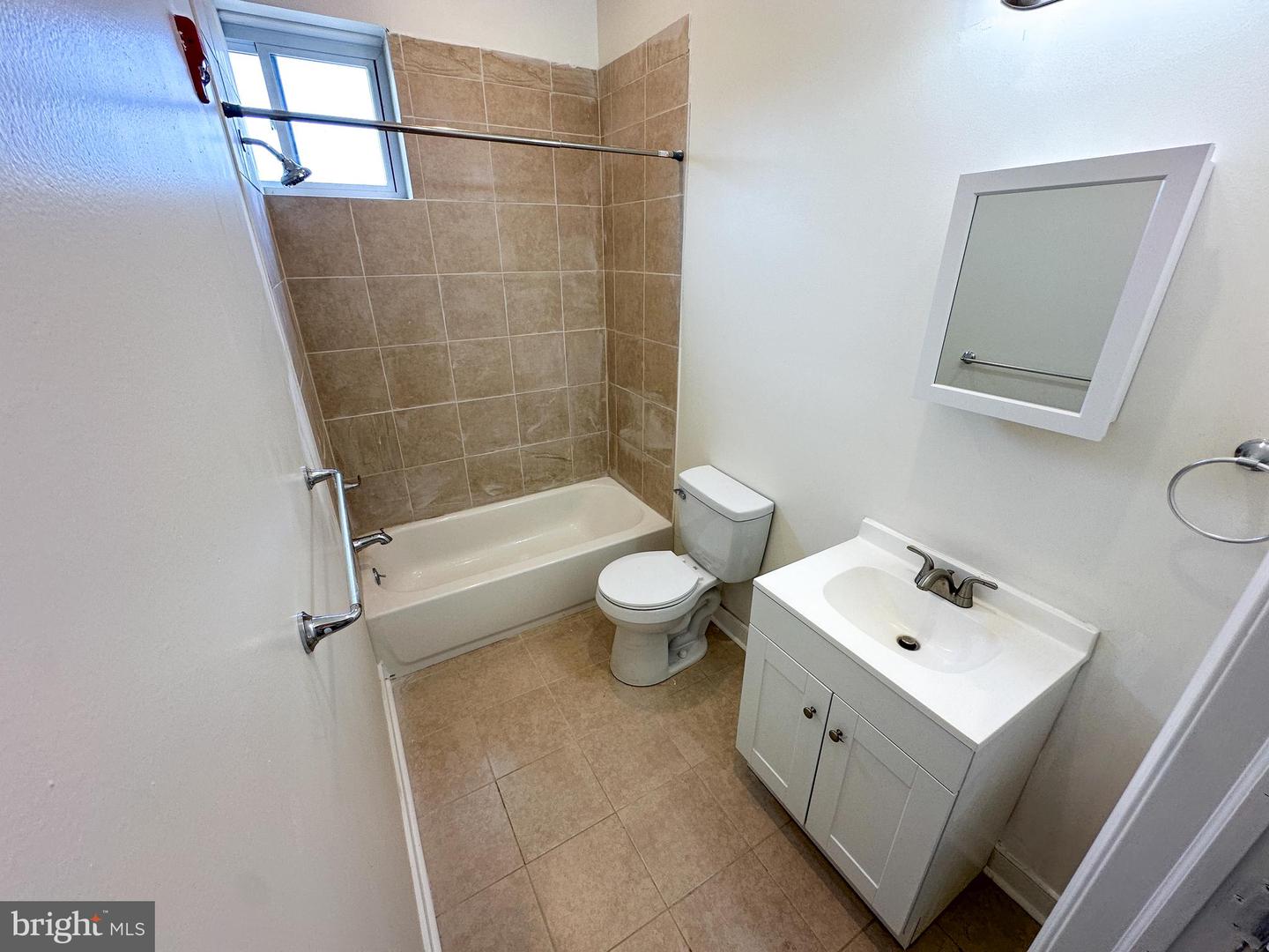 2431 N 26th St #1 Property Photo 5