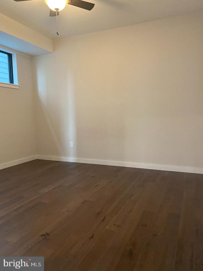 938 New Market St #303 Property Photo 8