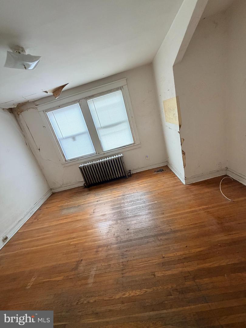 6233 N Bouvier St Property Photo 10