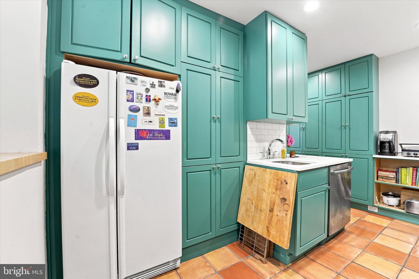 4625 Pine St #f102 Property Photo 13