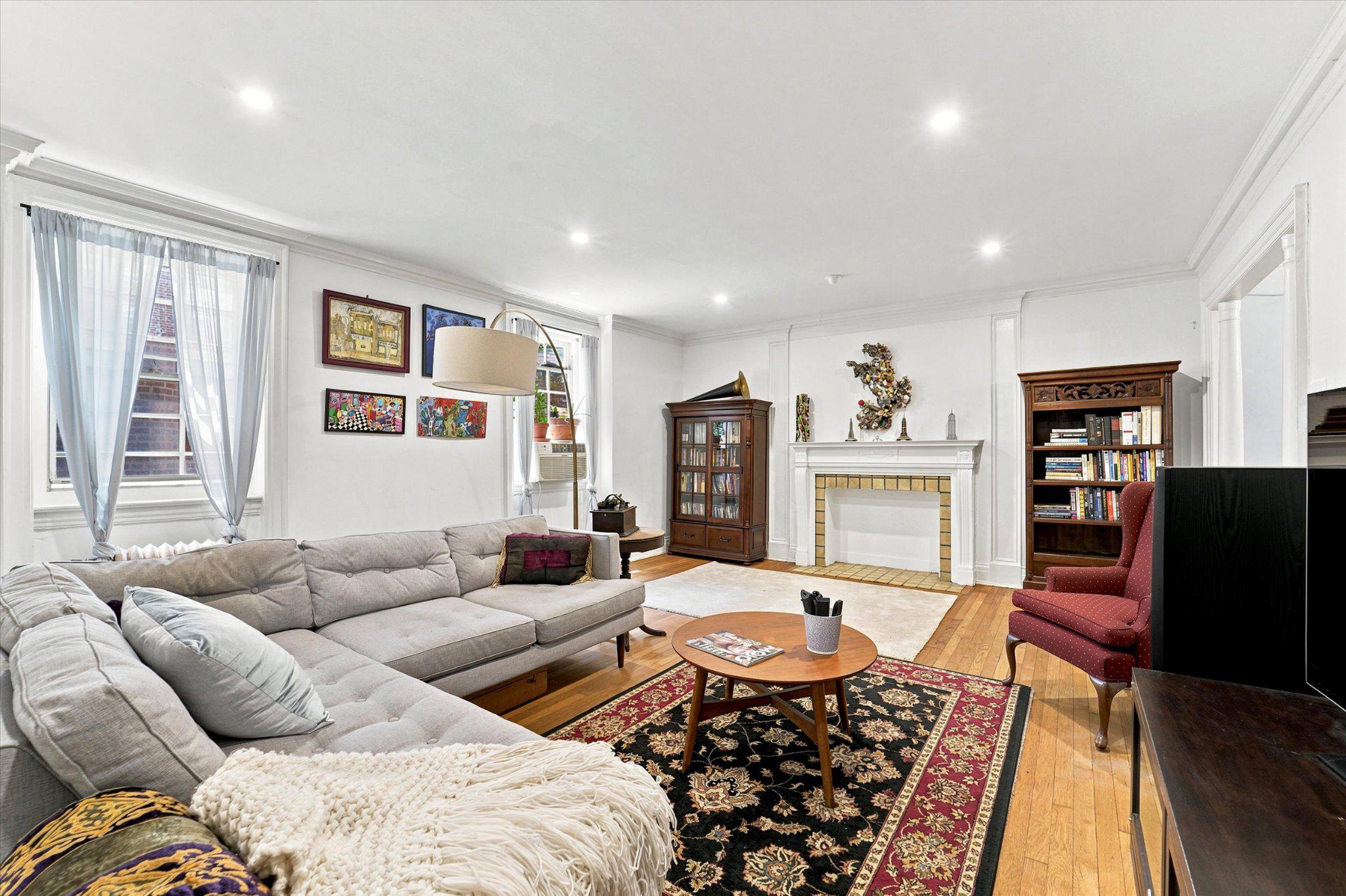 4625 Pine St #f102 Property Photo 26