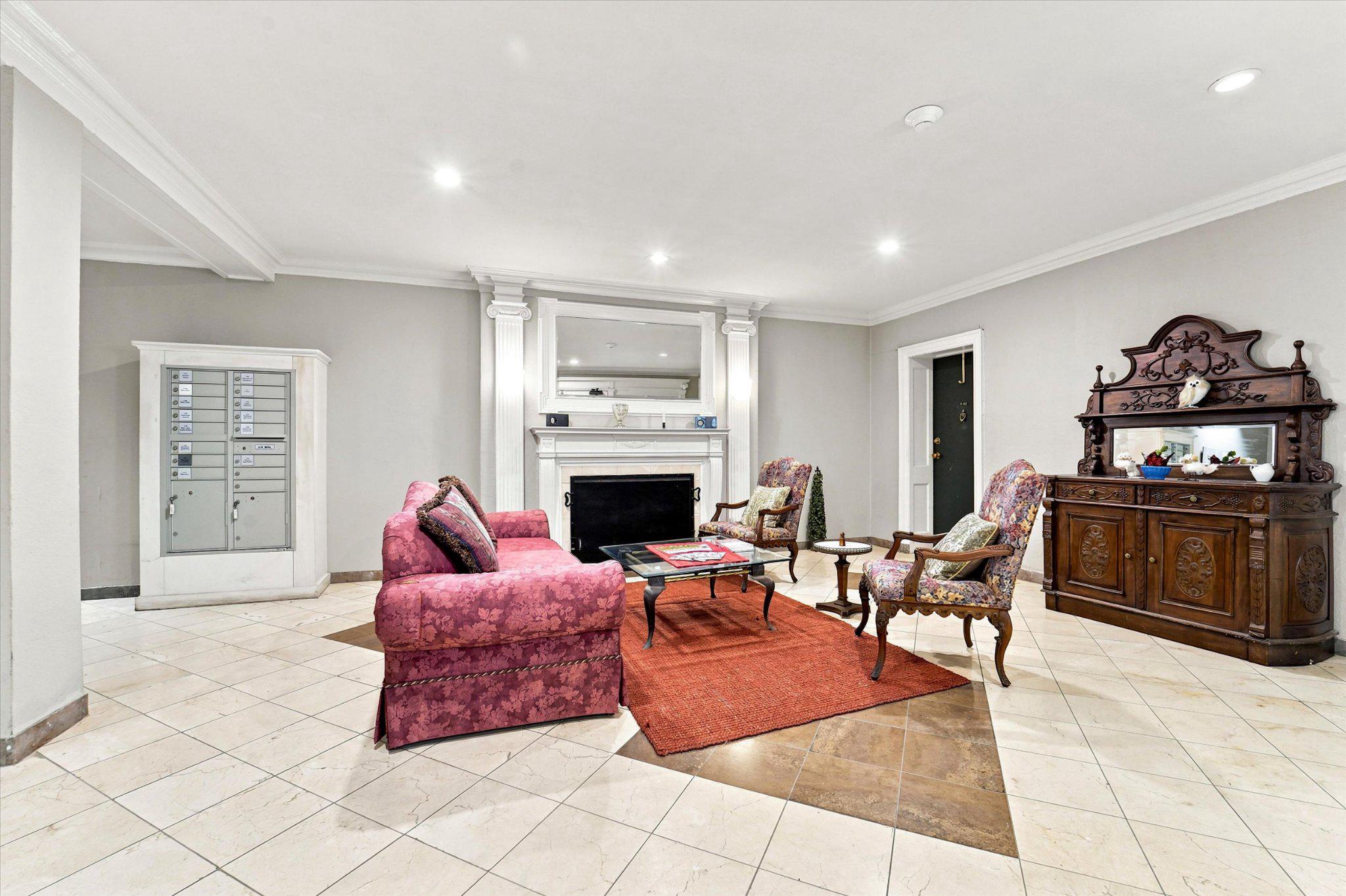 4625 Pine St #f102 Property Photo 40