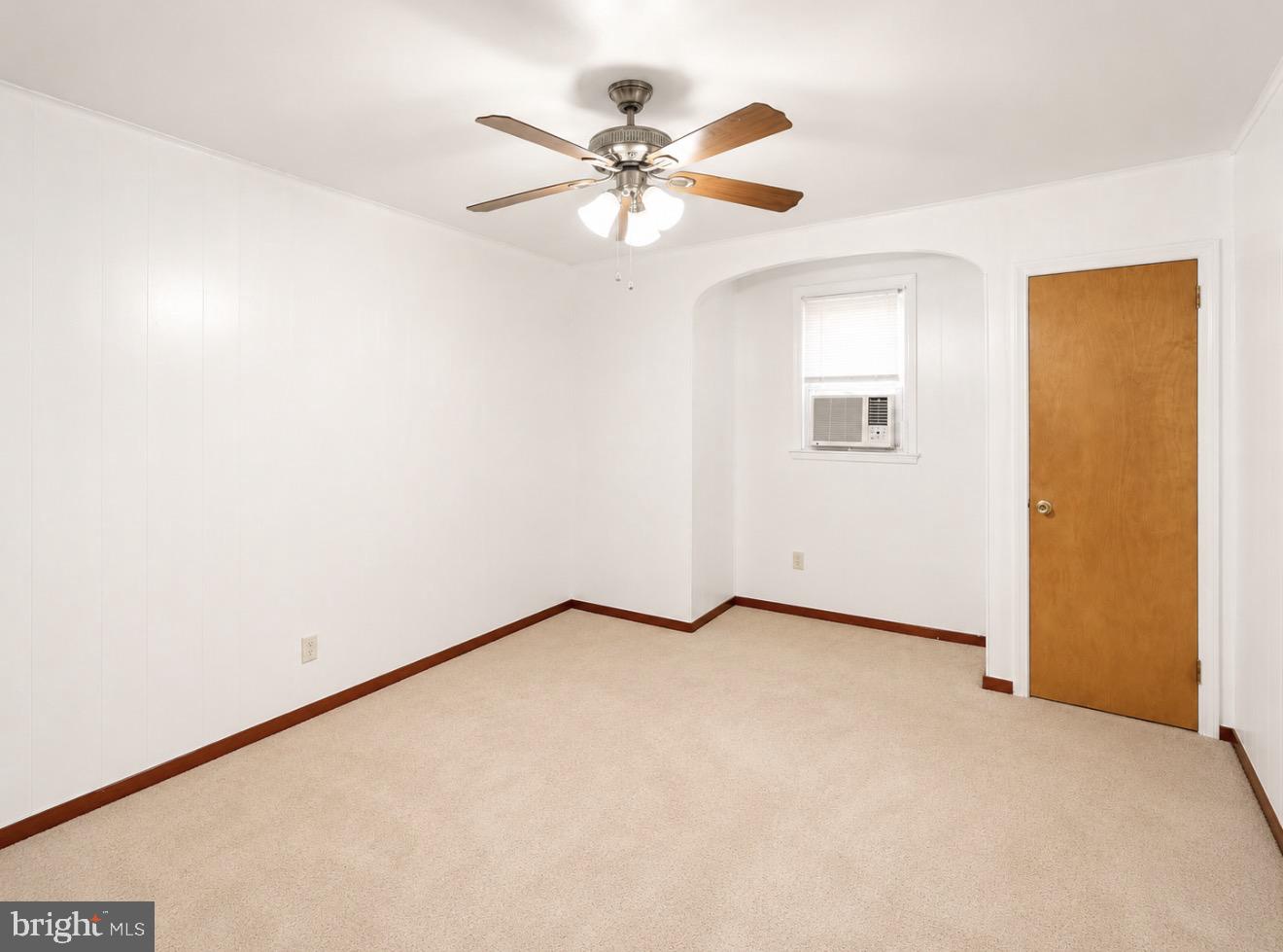 1221 Knorr St Property Photo 15