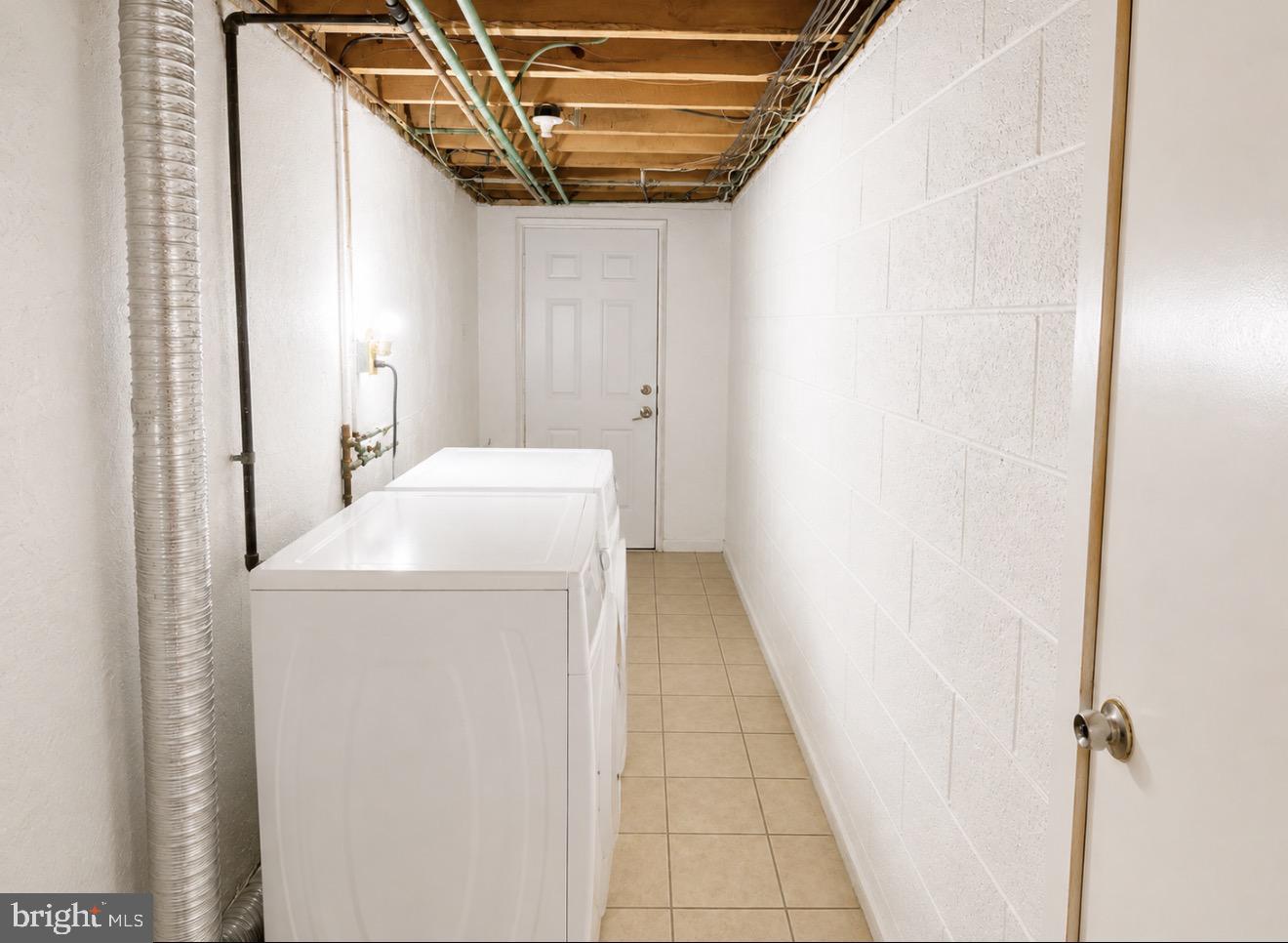1221 Knorr St Property Photo 29